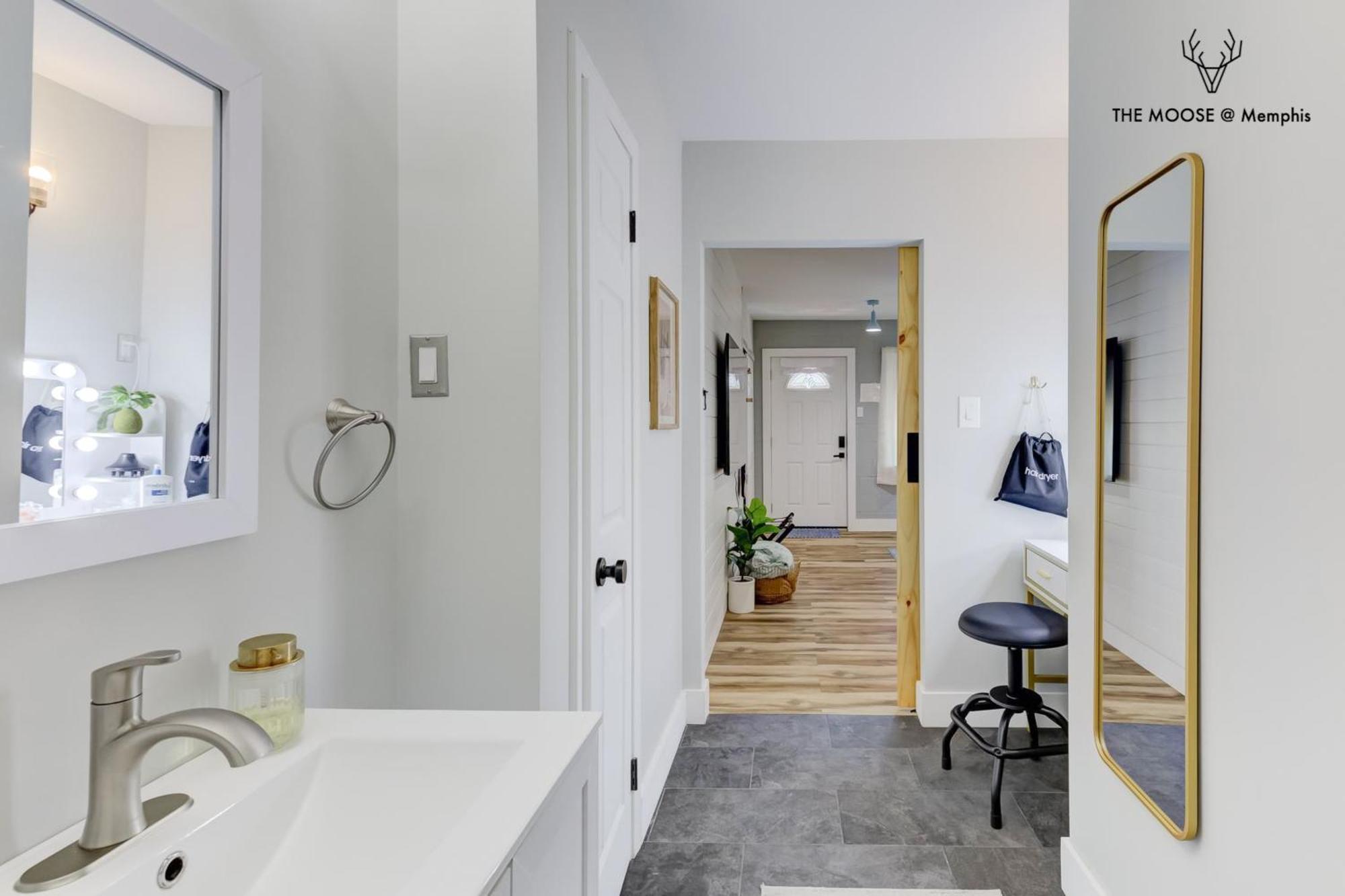 The Moose #11 - Luxe Modern Loft With King Bed, Free Parking & Wi-Fi Apartment Memphis Exterior photo